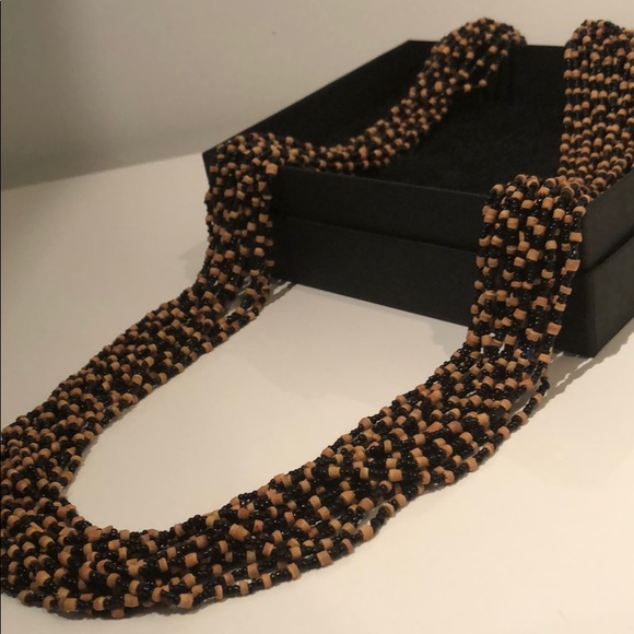 VINTAGE 15 STRAND BLACK & TAN BEADED NECKLACE - Picture 3 of 8